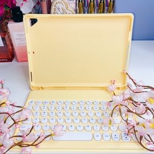 iPad Air 2 Smart Keyboard Case